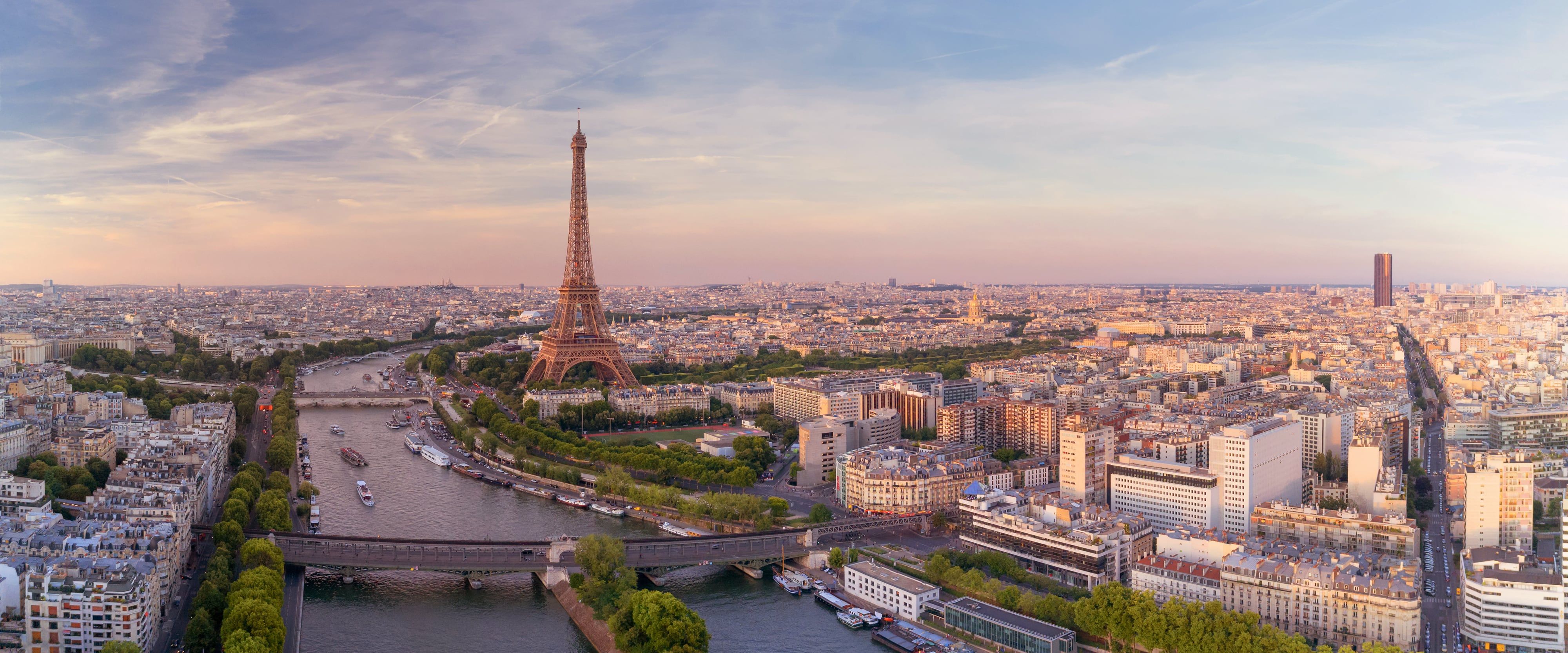 Paris Private Food Tour: Taste 8+ French Classics in Le Marais